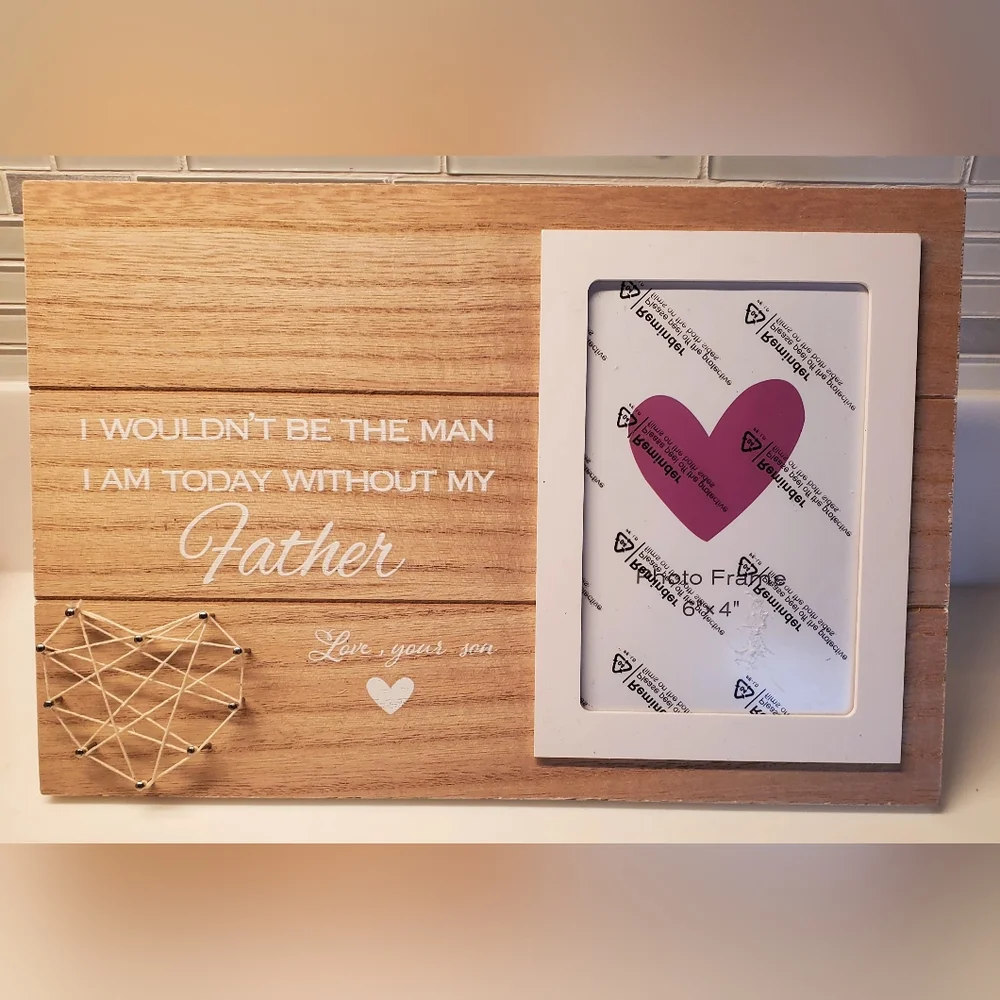 Wooden picture framrquote 